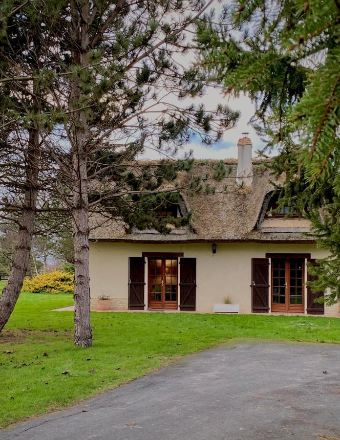 Maison Traditionnelle Normande Avec Piscine Hotot-en-Auge Exteriör bild