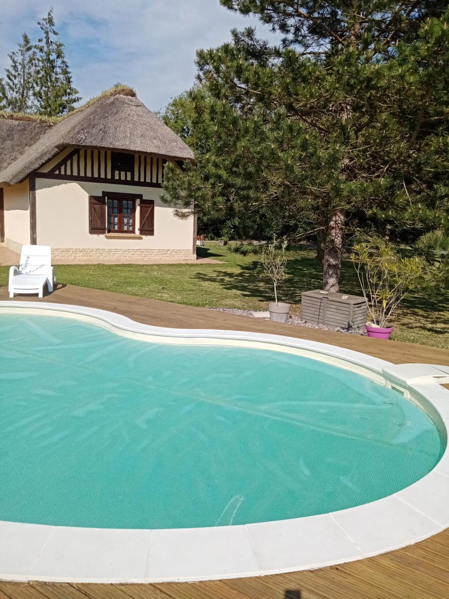 Maison Traditionnelle Normande Avec Piscine Hotot-en-Auge Exteriör bild